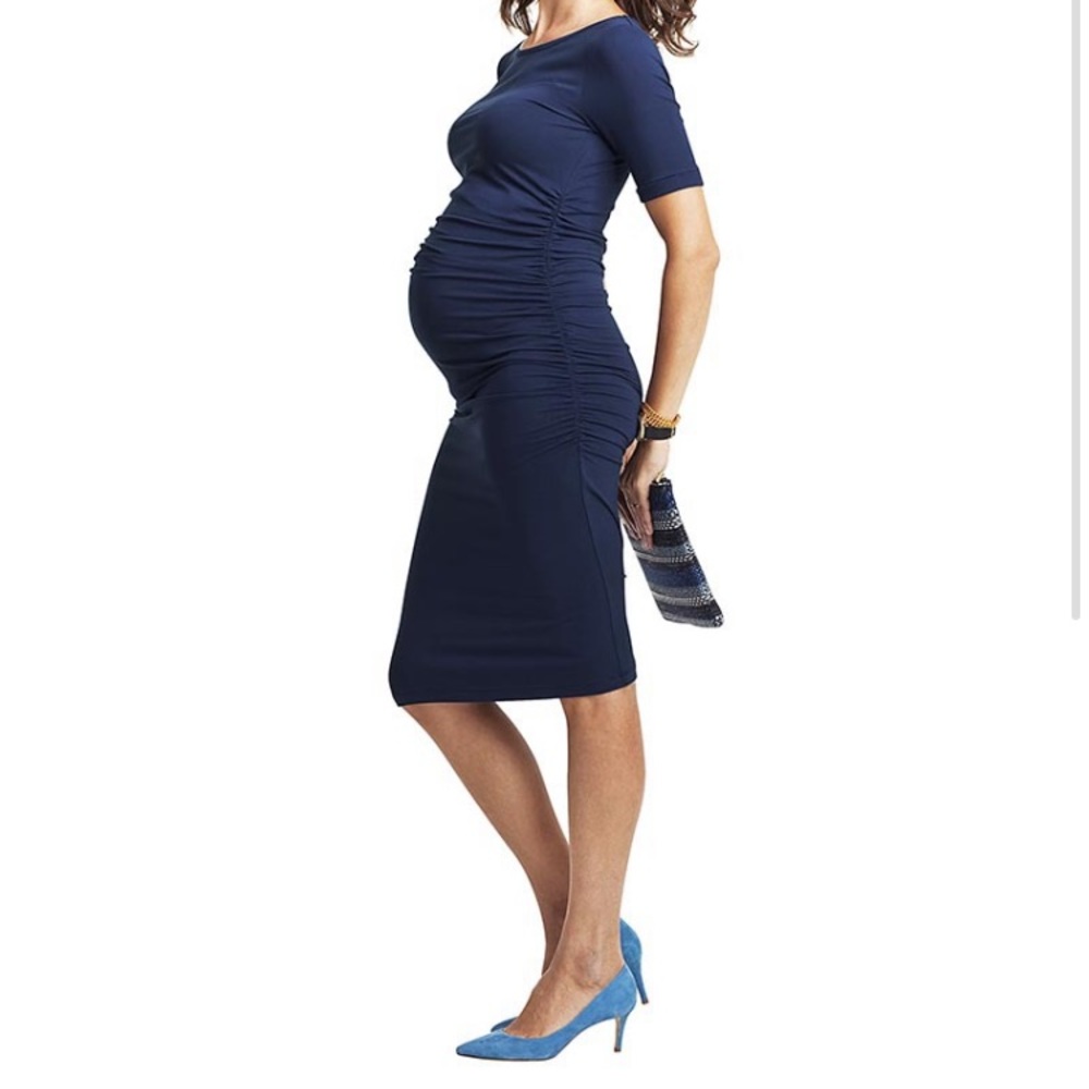 Isabella Oliver ruched maternity t-shirt dress